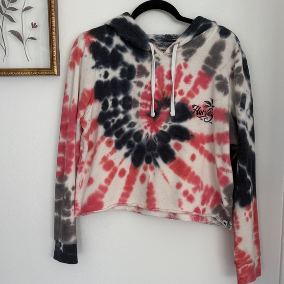 Hurley Tops - Hurley Red White & Blue Tie-Dye Cropped Hoodie M